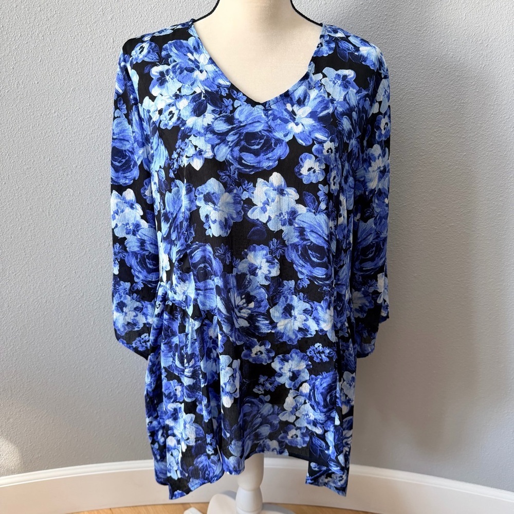 Slim Factor by Investments Blue Floral Chiffon Tunic Top Blouse NWT